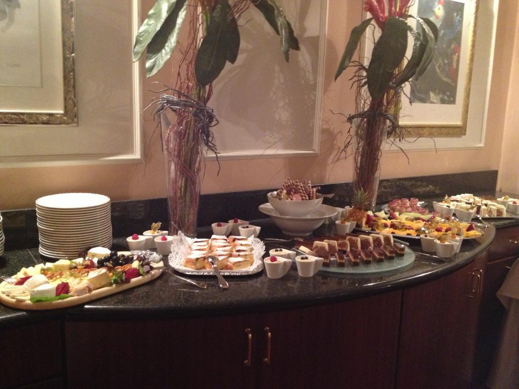Privat Hotel Riegele เอาก์สเบิร์ก ภายนอก รูปภาพ