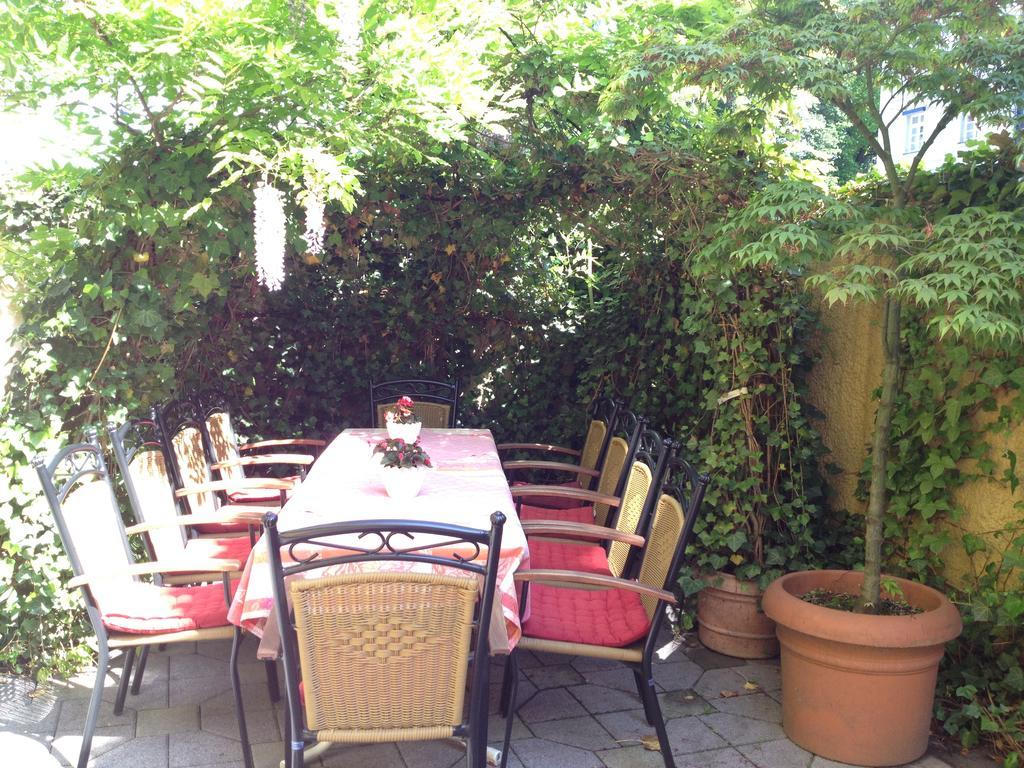 Privat Hotel Riegele เอาก์สเบิร์ก ภายนอก รูปภาพ