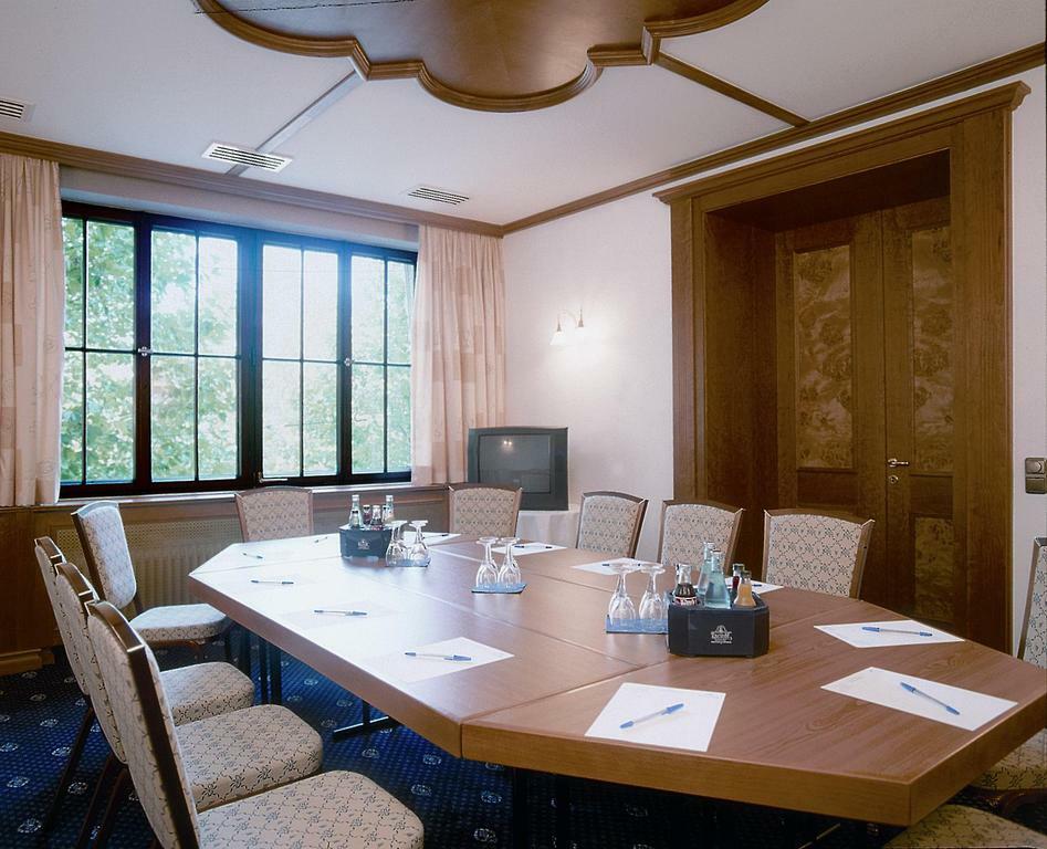 Privat Hotel Riegele เอาก์สเบิร์ก ภายนอก รูปภาพ